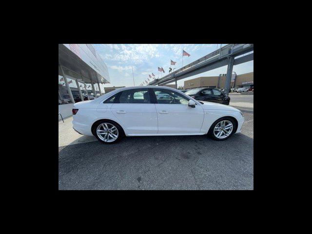 2023 Audi A4 Premium Plus 45 TFSI S line quattro S tronic