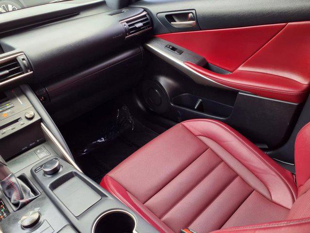 2019 Lexus IS 300 IS 300 F SPORT
