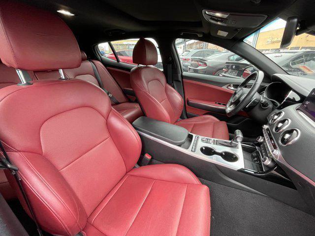 2022 Kia Stinger GT1