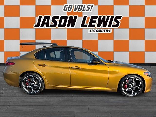 2023 Alfa Romeo Giulia Veloce RWD 2023 Alfa Romeo Giulia Veloce RWD