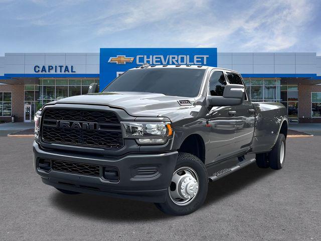 2024 RAM 3500 Tradesman Crew Cab 4x4 8 Box