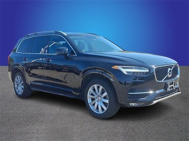 2016 Volvo XC90 T6 Momentum