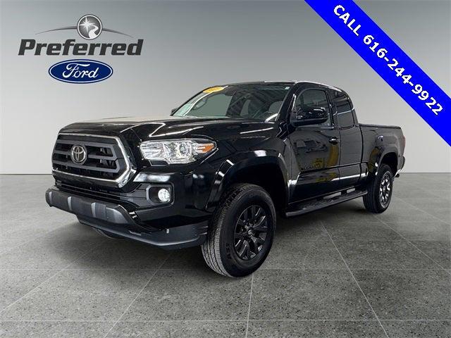 2022 Toyota Tacoma SR5 V6 2022 Toyota Tacoma SR5 V6