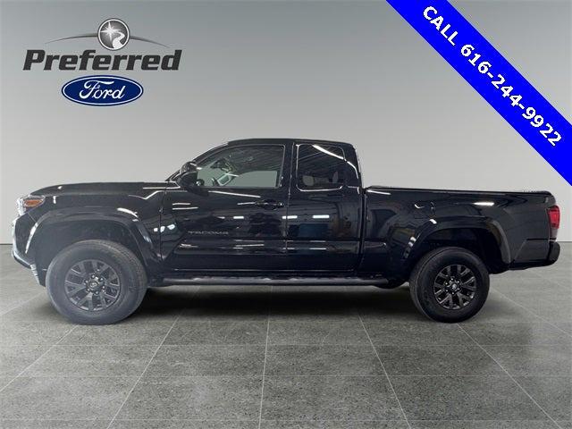 2022 Toyota Tacoma SR5 V6 2022 Toyota Tacoma SR5 V6