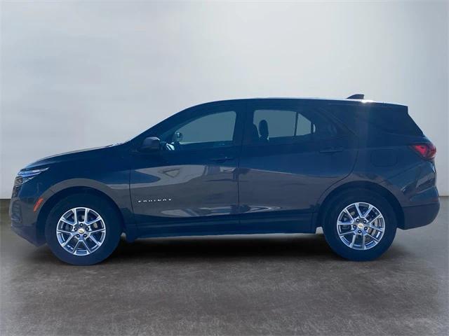 2022 Chevrolet Equinox FWD LS 2022 Chevrolet Equinox FWD LS