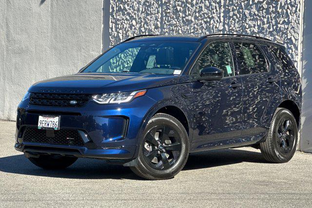 /2023 Land-Rover Discovery-Sport