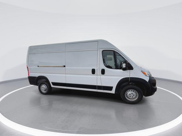 2026 Ram ProMaster Window Van Tradesman