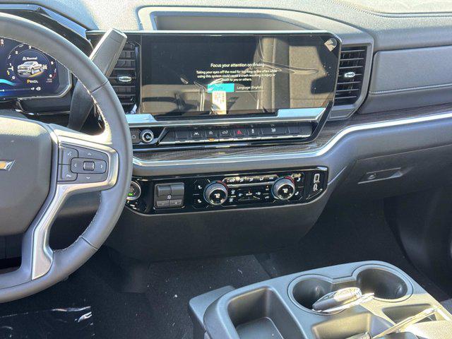 2026 Chevrolet Silverado 1500 4WD Double Cab Standard Bed LT with 2FT