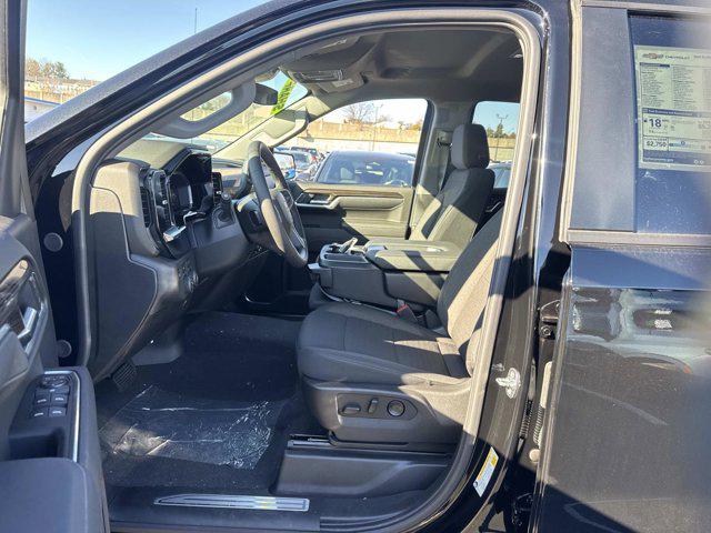 2026 Chevrolet Silverado 1500 4WD Double Cab Standard Bed LT with 2FT