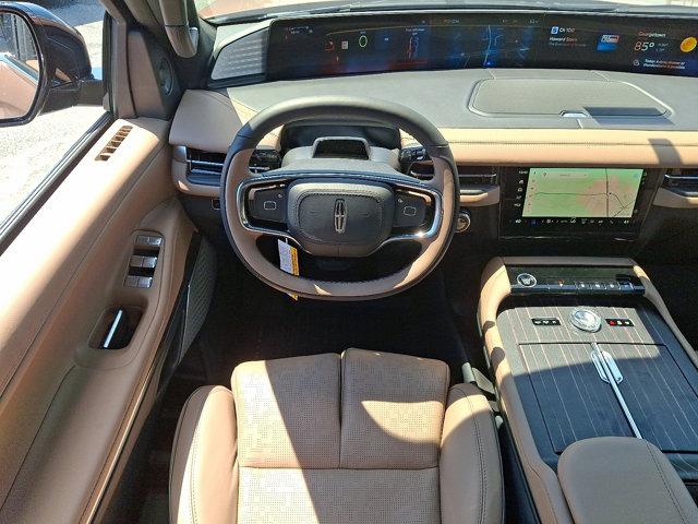 2025 Lincoln Navigator Black Label L