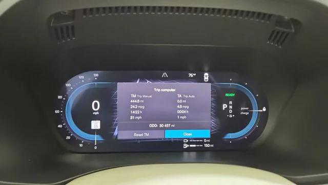 2024 Volvo XC60 Recharge T8 Plus Dark Theme