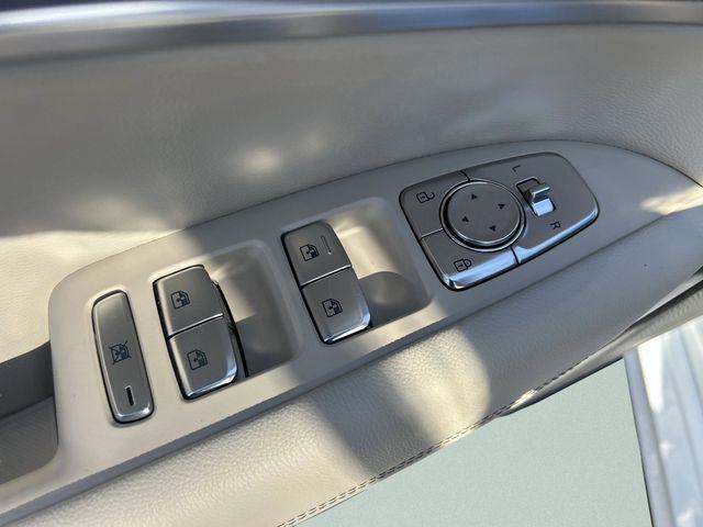 2026 Genesis G70 2.5T RWD