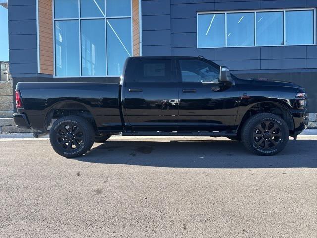 2026 RAM Ram 2500 RAM 2500 BLACK EXPRESS CREW CAB 4X4 64 BOX