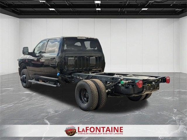 2026 RAM Ram 3500 Chassis Cab RAM 3500 TRADESMAN CREW CAB CHASSIS 4X4 60 CA 2026 RAM Ram 3500 Chassis Cab RAM 3500 TRADESMAN CREW CAB CHASSIS 4X4 60 CA