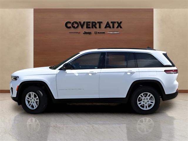 2025 Jeep Grand Cherokee GRAND CHEROKEE LAREDO 4X2 2025 Jeep Grand Cherokee GRAND CHEROKEE LAREDO 4X2