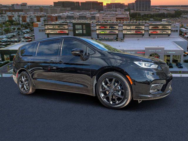 2026 Chrysler Pacifica PACIFICA LIMITED