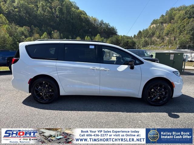 2026 Chrysler Pacifica PACIFICA LIMITED AWD 2026 Chrysler Pacifica PACIFICA LIMITED AWD