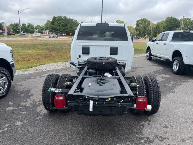2026 RAM Ram 3500 Chassis Cab RAM 3500 TRADESMAN CREW CAB CHASSIS 4X4 60 CA