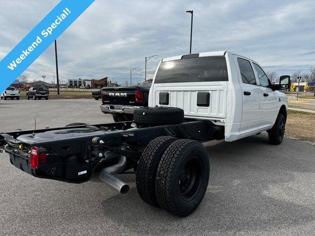 2026 RAM Ram 3500 Chassis Cab RAM 3500 TRADESMAN CREW CAB CHASSIS 4X4 60 CA