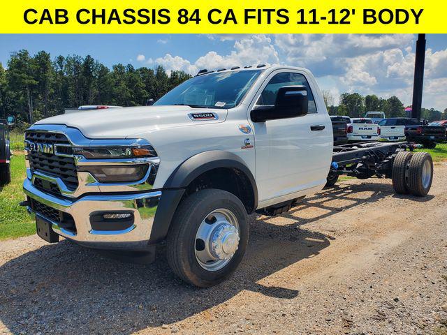 2026 RAM Ram 5500 Chassis Cab RAM 5500 TRADESMAN CHASSIS REGULAR CAB 4X2 84 CA
