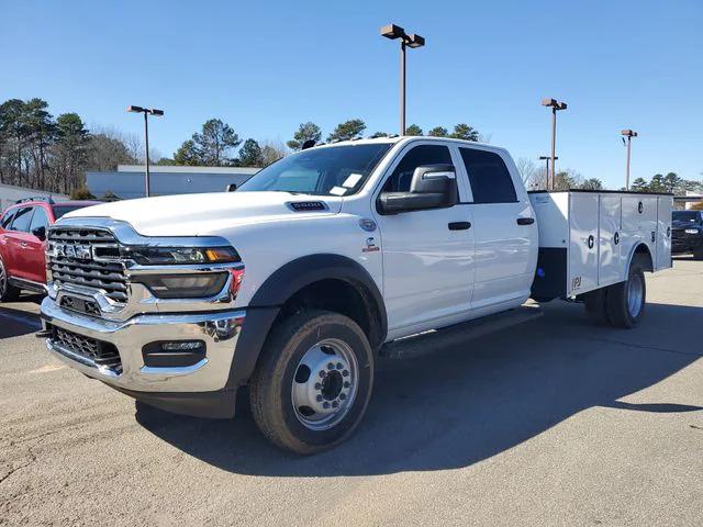 2026 RAM Ram 5500 Chassis Cab RAM 5500 TRADESMAN CHASSIS CREW CAB 4X4 84 CA