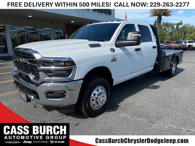 2026 RAM Ram 3500 Chassis Cab RAM 3500 TRADESMAN CREW CAB CHASSIS 4X4 60 CA