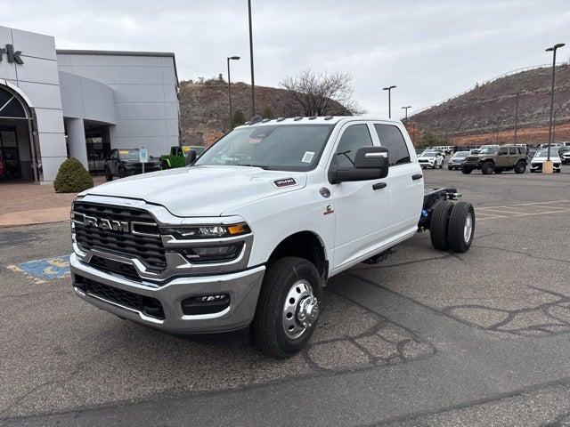 2026 RAM Ram 3500 Chassis Cab RAM 3500 TRADESMAN CREW CAB CHASSIS 4X4 60 CA