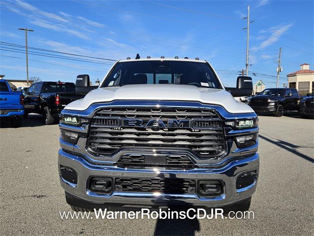 2026 RAM Ram 2500 RAM 2500 TRADESMAN CREW CAB 4X4 64 BOX