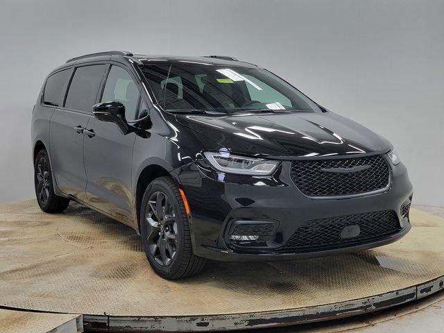 2026 Chrysler Pacifica PACIFICA LIMITED AWD