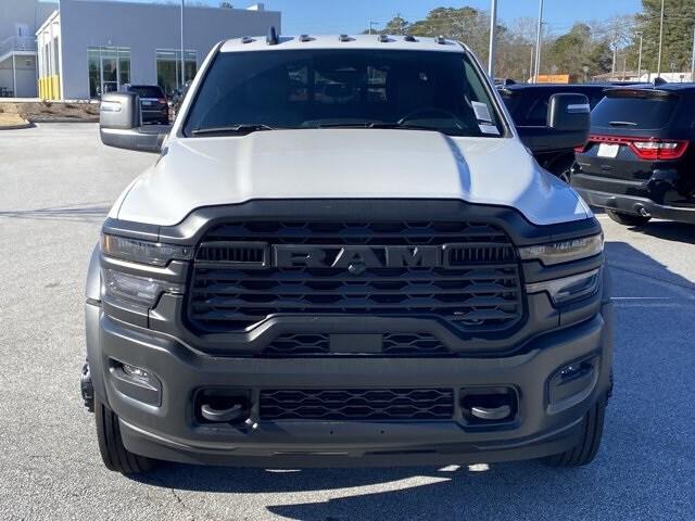 2026 RAM Ram 4500 Chassis Cab RAM 4500 TRADESMAN CHASSIS CREW CAB 4X4 60 CA 2026 RAM Ram 4500 Chassis Cab RAM 4500 TRADESMAN CHASSIS CREW CAB 4X4 60 CA