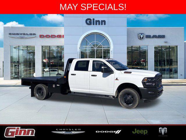 2026 RAM Ram 3500 Chassis Cab RAM 3500 TRADESMAN CREW CAB CHASSIS 4X4 60 CA