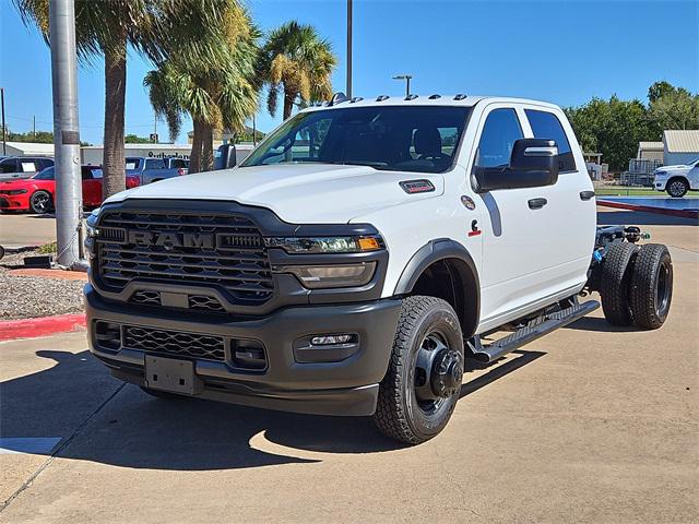 2026 RAM Ram 3500 Chassis Cab RAM 3500 TRADESMAN CREW CAB CHASSIS 4X4 60 CA