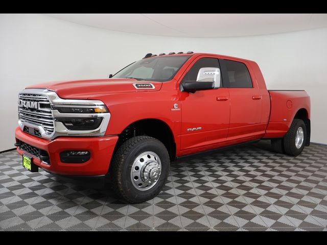 2026 RAM Ram 3500 RAM 3500 LARAMIE MEGA CAB 4X4 64 BOX 2026 RAM Ram 3500 RAM 3500 LARAMIE MEGA CAB 4X4 64 BOX