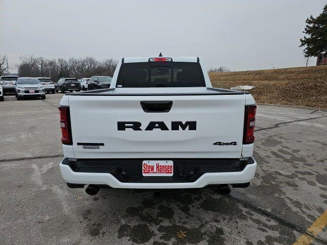 2026 Ram 1500 Big Horn Crew Cab 4x4 5'7" Box
