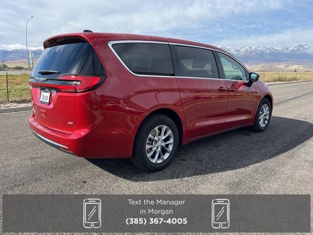 2026 Chrysler Pacifica PACIFICA SELECT AWD