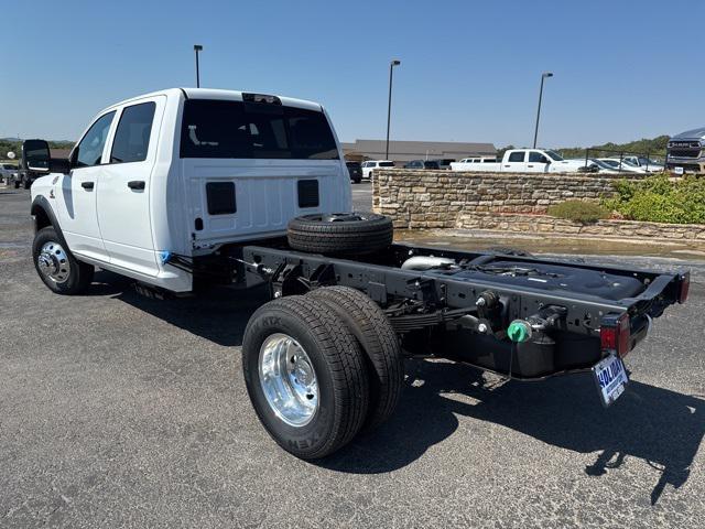 2026 RAM Ram 3500 Chassis Cab RAM 3500 TRADESMAN CREW CAB CHASSIS 4X4 60 CA