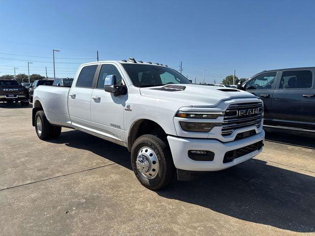 2026 RAM Ram 3500 RAM 3500 LARAMIE CREW CAB 4X4 8 BOX