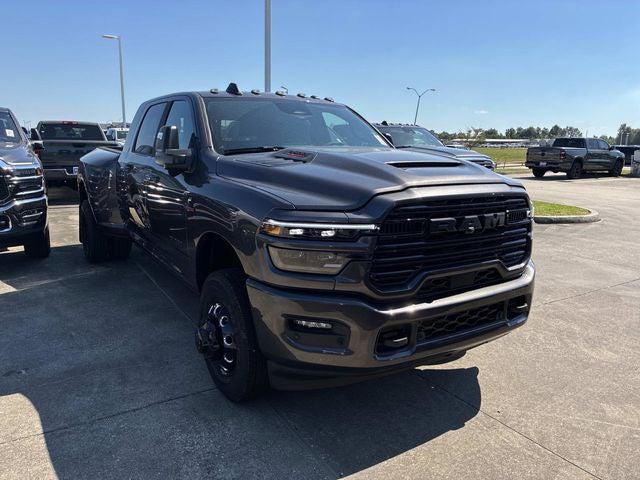 2026 RAM Ram 3500 RAM 3500 LARAMIE MEGA CAB 4X4 64 BOX 2026 RAM Ram 3500 RAM 3500 LARAMIE MEGA CAB 4X4 64 BOX