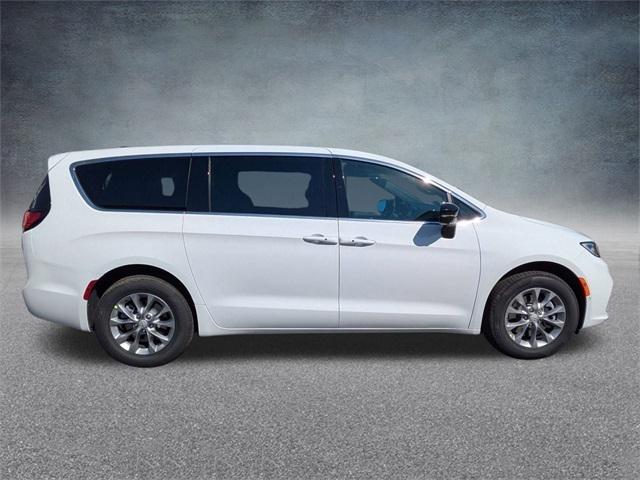 2026 Chrysler Pacifica PACIFICA SELECT AWD 2026 Chrysler Pacifica PACIFICA SELECT AWD