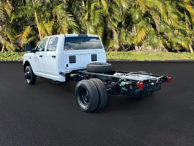 2026 RAM Ram 3500 Chassis Cab RAM 3500 TRADESMAN CREW CAB CHASSIS 4X4 60 CA 2026 RAM Ram 3500 Chassis Cab RAM 3500 TRADESMAN CREW CAB CHASSIS 4X4 60 CA