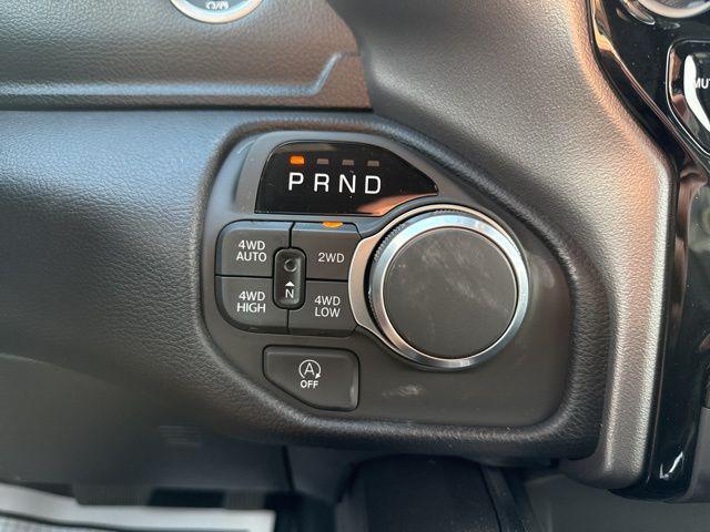 2026 Ram 1500 Lone Star Crew Cab 4x4 5'7" Box