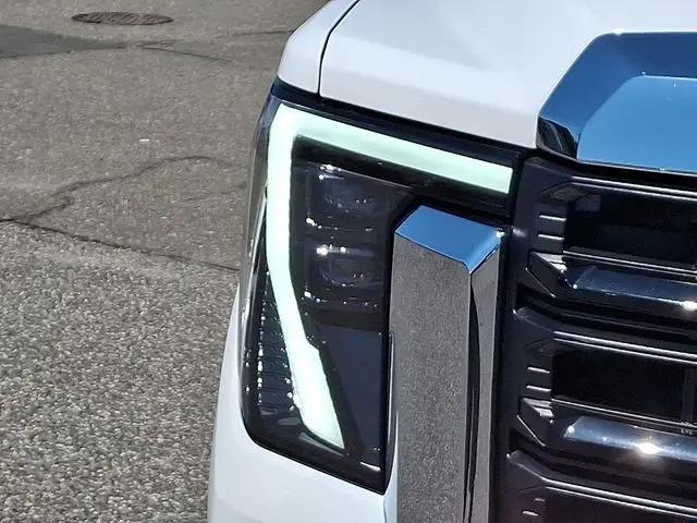 2025 GMC Sierra 3500HD Pro