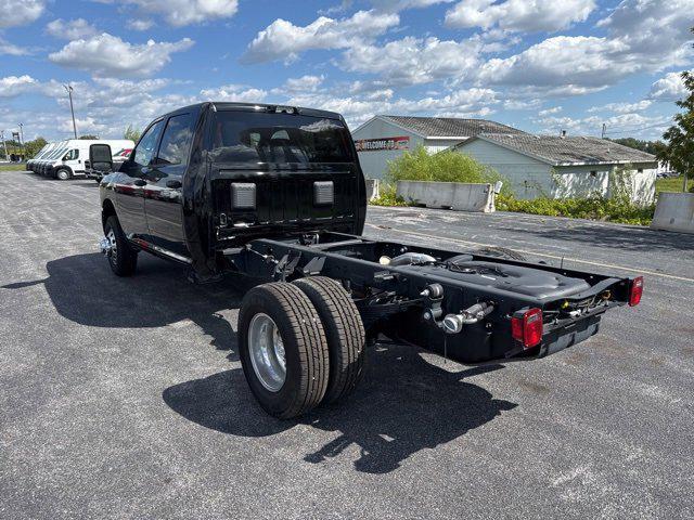 2025 RAM 3500 Chassis Tradesman/Big Horn