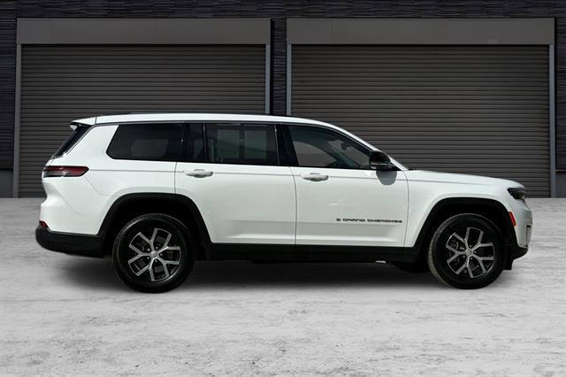 2023 Jeep Grand Cherokee L Limited 4x4