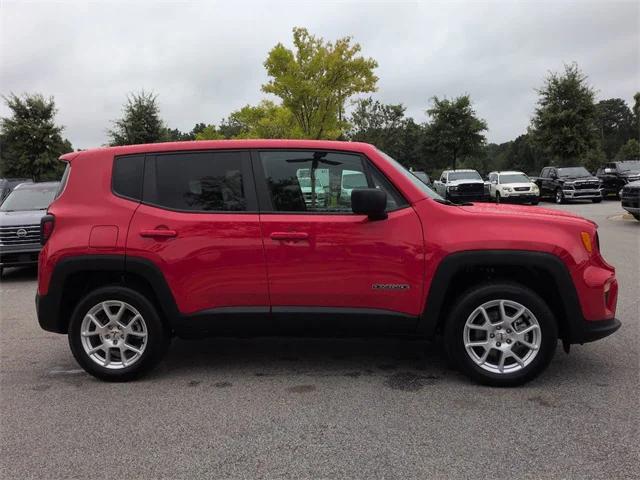 2023 Jeep Renegade Latitude 4x4 2023 Jeep Renegade Latitude 4x4