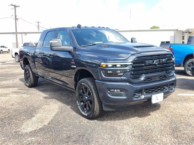 2025 RAM Ram 2500 RAM 2500 LARAMIE MEGA CAB 4X4 64 BOX