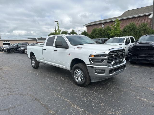 2025 RAM 2500 Tradesman Crew Cab 4x4 8 Box