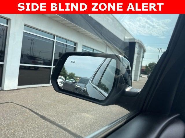 2022 Chevrolet Traverse AWD LT Cloth