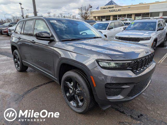 2025 Jeep Grand Cherokee GRAND CHEROKEE ALTITUDE 4X4
