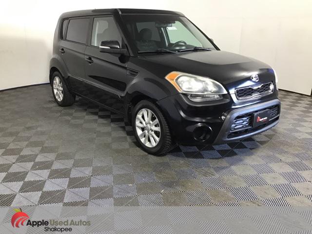 2013 Kia Soul + 2013 Kia Soul +